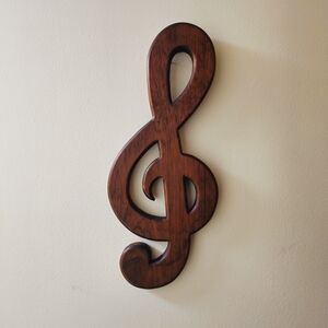 Elegant Brown Treble Clef Wall Decor